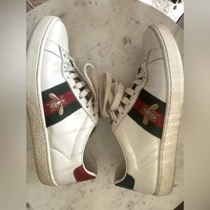 Gucci Ace Bee Sneaker Authentic! Size 6